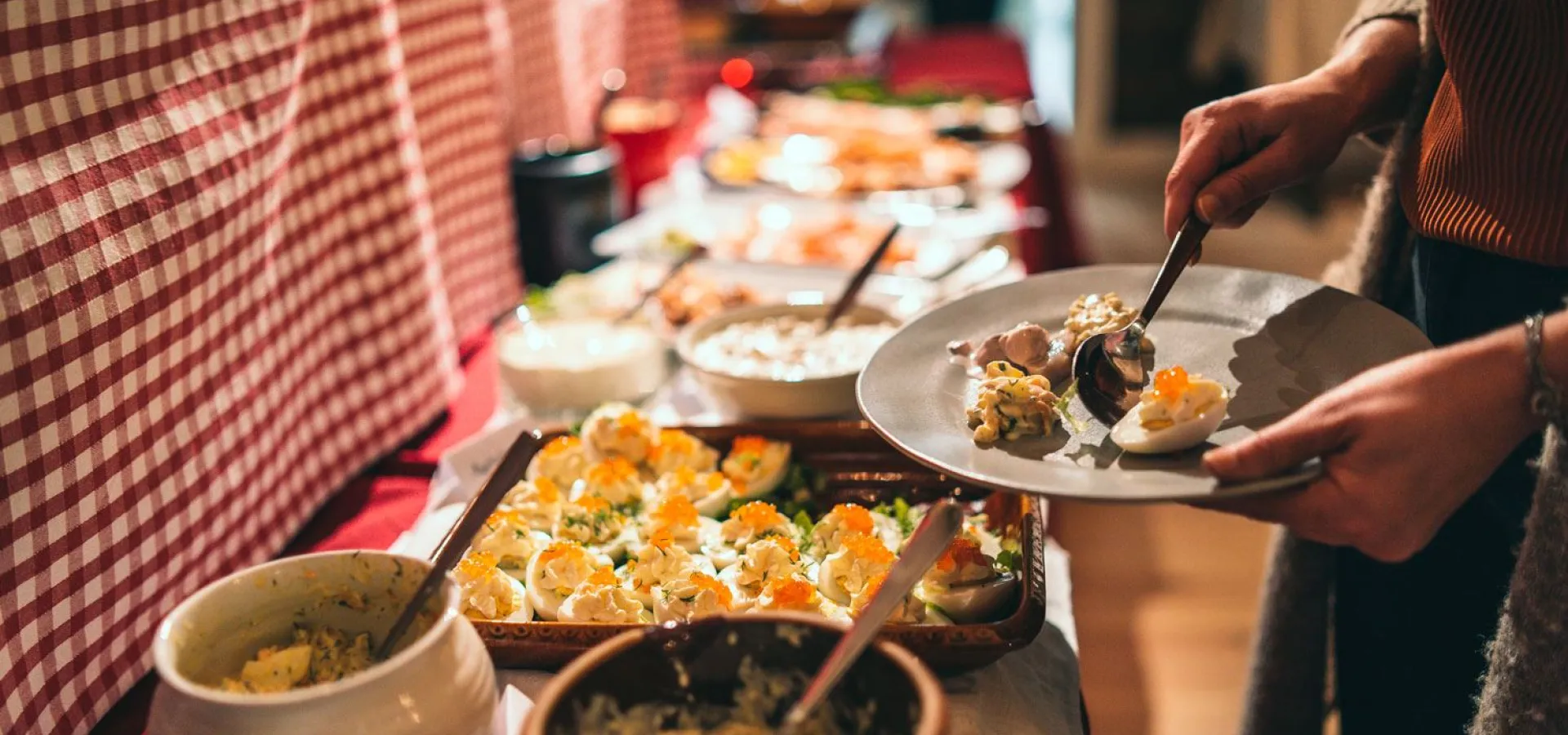 Uppdukat julbord hos Murboannas i Borlänge.