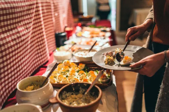 Uppdukat julbord hos Murboannas i Borlänge.